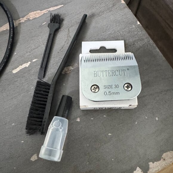 Wahl KM Inspire PET Dog Grooming Kit with Additional 35 mm Butterfly Blade - Picture 7 of 13